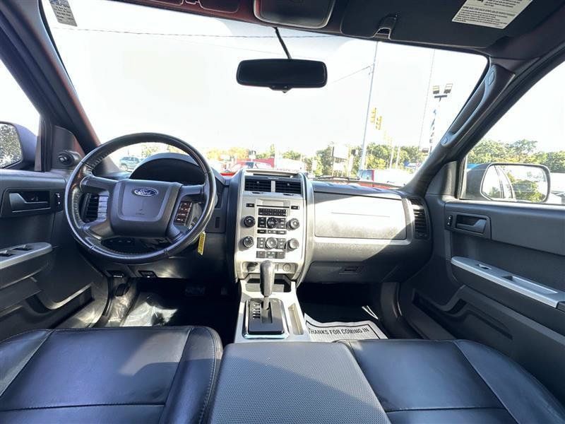Used 2012 Ford Escape XLT w/ Canadian Winter Pkg FWD image 12