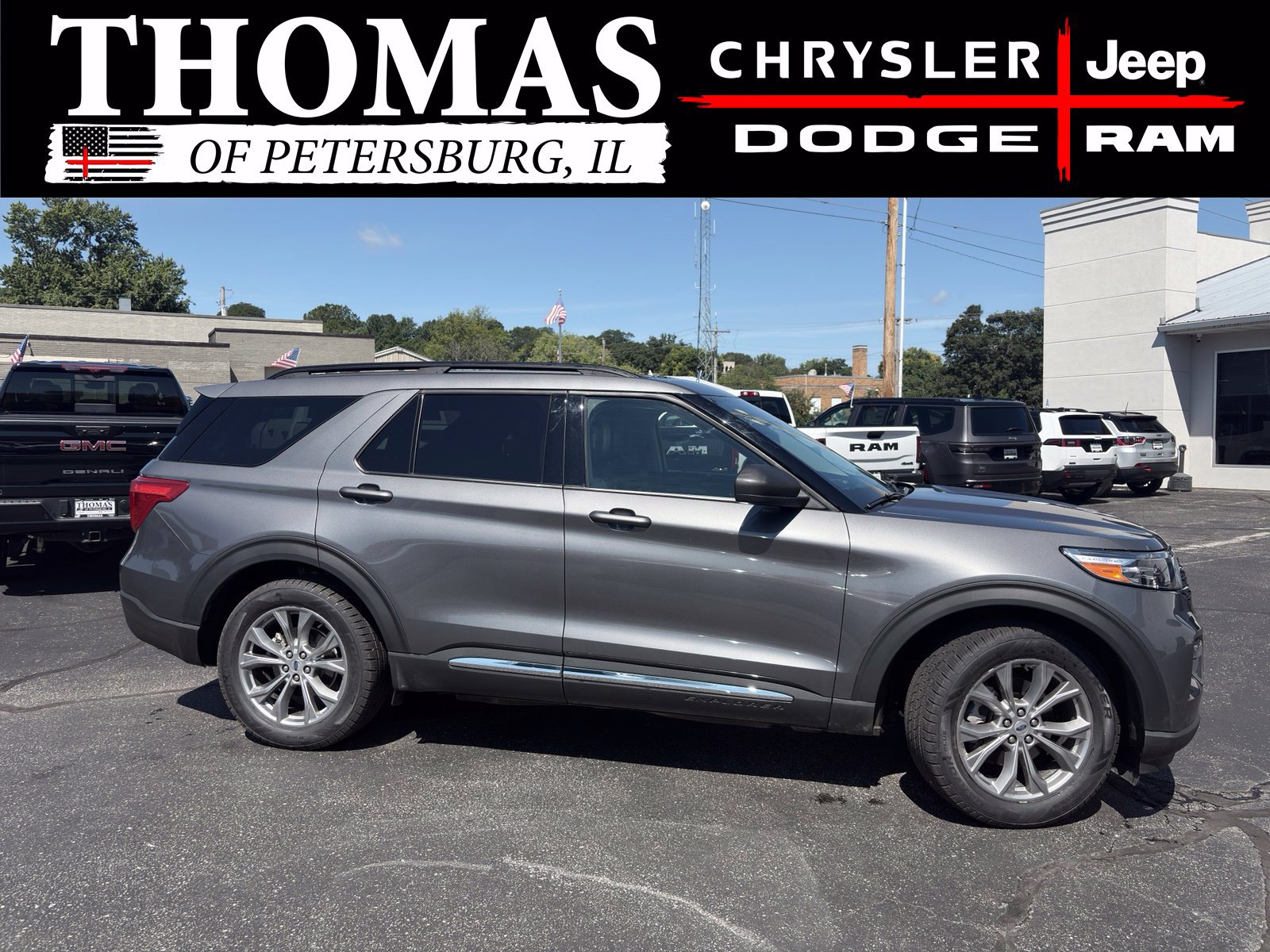 Used 2022 Ford Explorer XLT w/ Equipment Group 202A AWD/4WD image 5