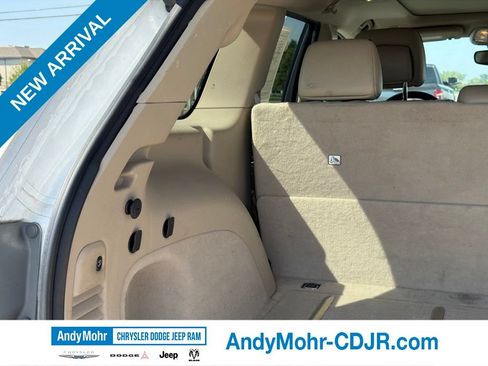 Used 2017 Jeep Grand Cherokee Overland AWD/4WD image 19