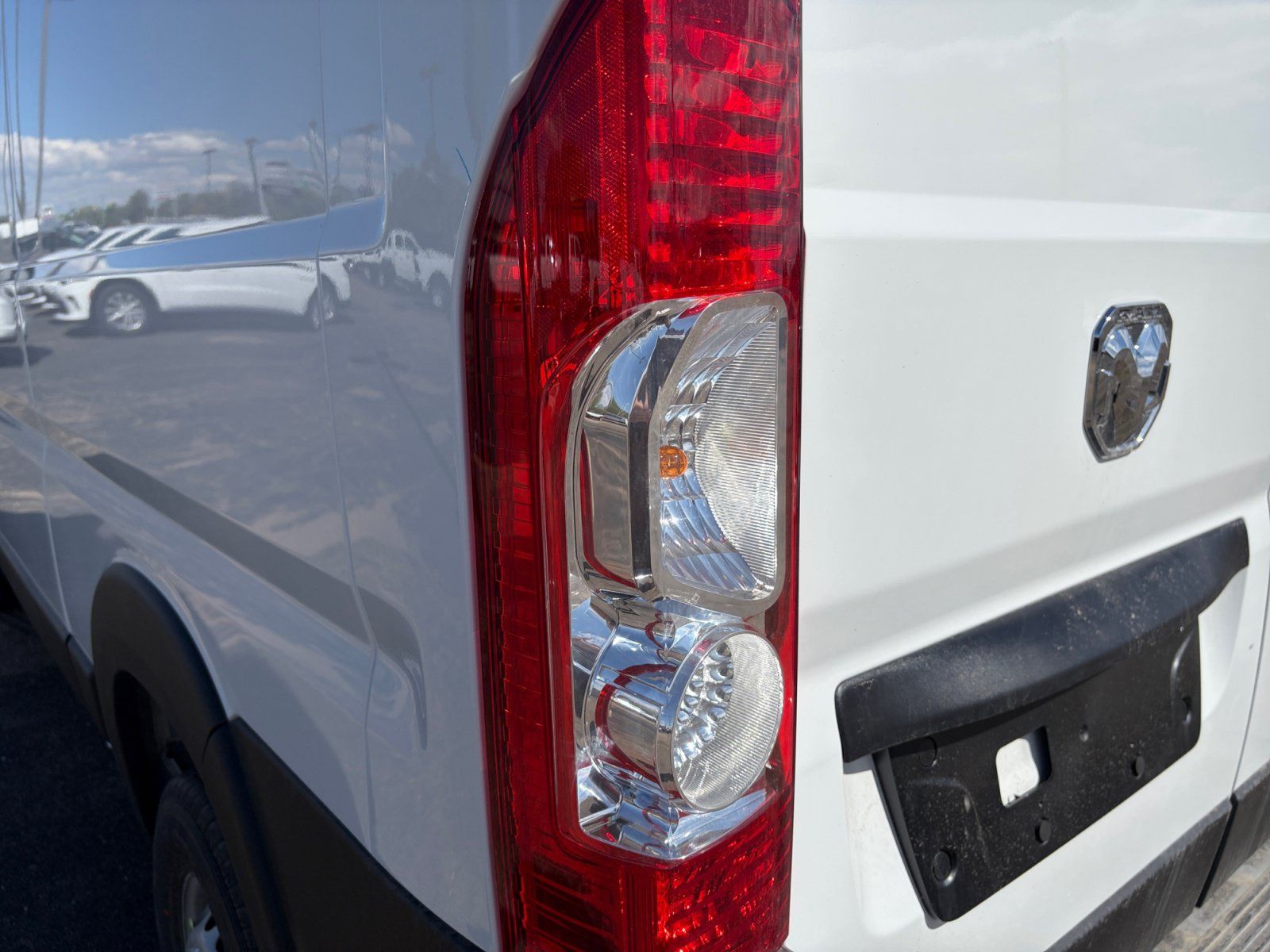 New 2026 RAM ProMaster 1500 w/ Convenience Group FWD image 28
