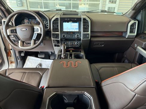 Used 2016 Ford F150 King Ranch w/ Equipment Group 601A Luxury AWD/4WD image 11