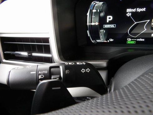 New 2025 Mitsubishi Outlander SEL image 35