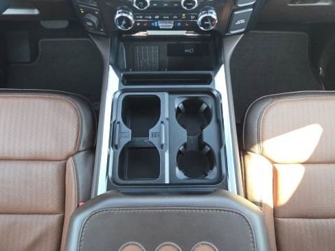 Used 2025 Ford F250 King Ranch w/ Chrome Package AWD/4WD image 42