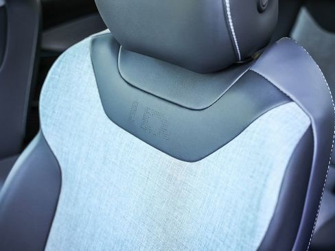 New 2026 Volkswagen ID.4 Pro image 35