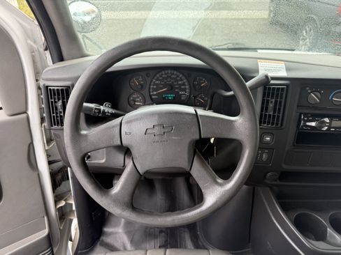 Used 2006 Chevrolet Express 3500 w/ School Bus Package image 12