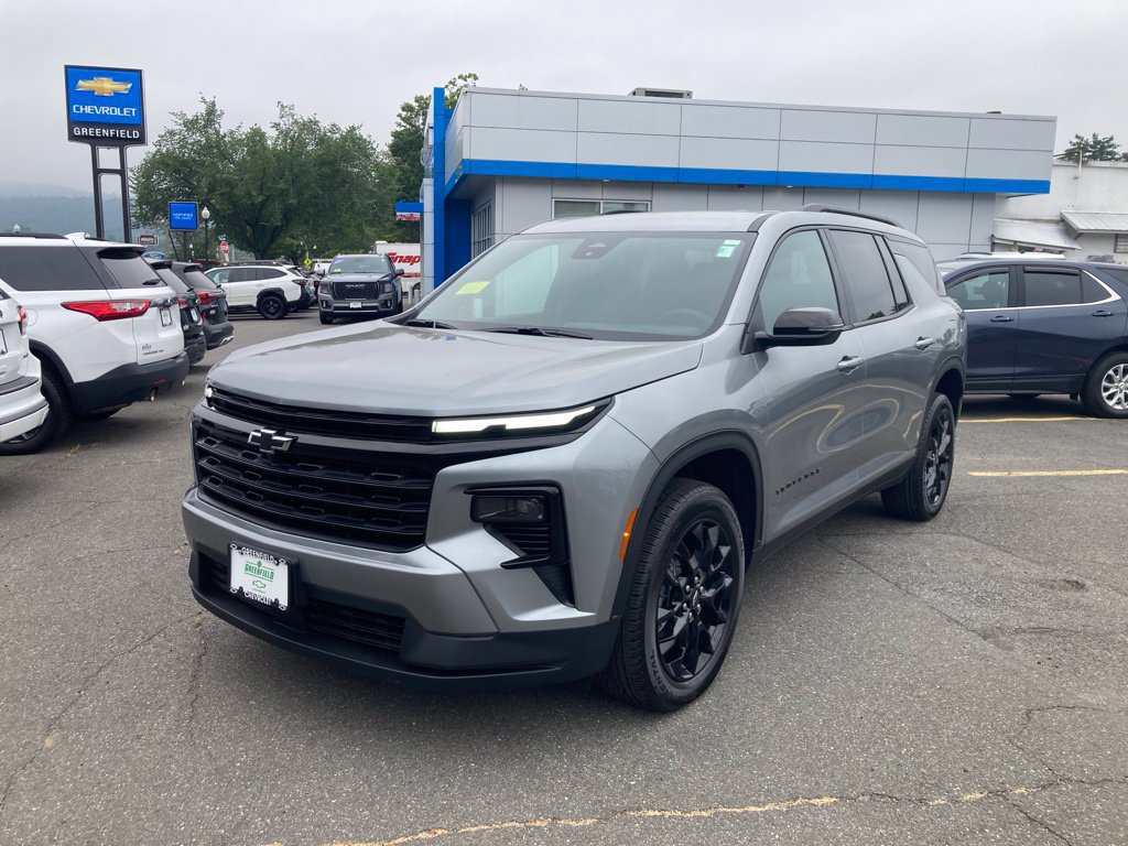 New 2026 Chevrolet Traverse LT w/ Midnight/Sport Edition AWD/4WD image 25