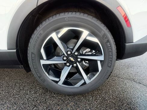 New 2026 Chevrolet Equinox EV LT FWD image 8