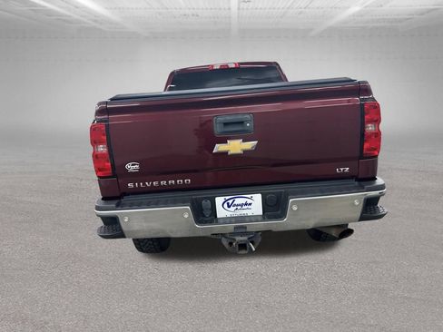 Used 2017 Chevrolet Silverado 2500 LTZ w/ Vortec Plus Package AWD/4WD image 10
