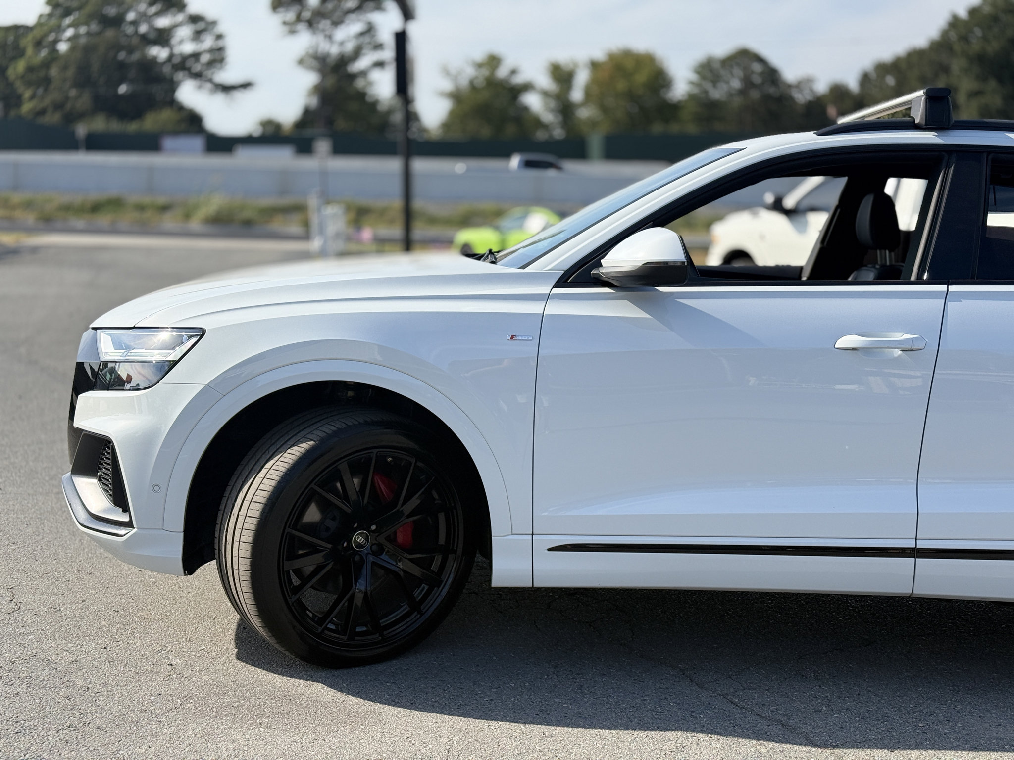 Used 2022 Audi Q8 Premium Plus AWD/4WD image 5