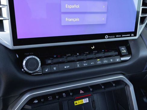 Used 2023 Toyota Tundra Platinum image 21