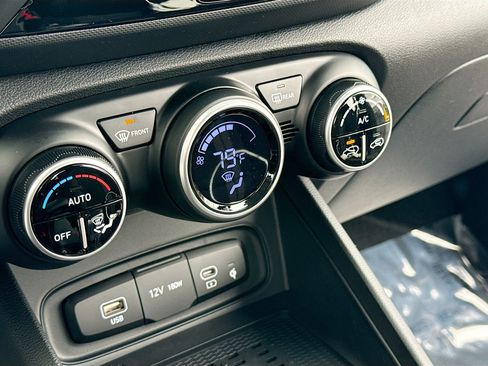 New 2026 Hyundai Venue SEL image 11