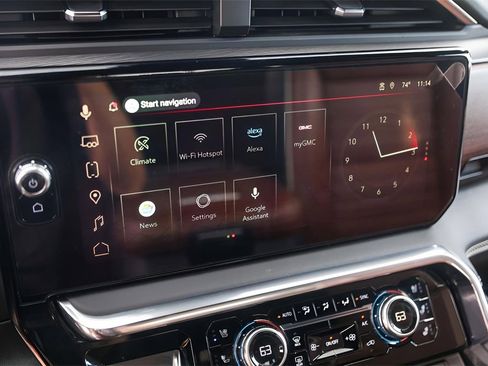 Used 2024 GMC Sierra 2500 Denali Ultimate image 19