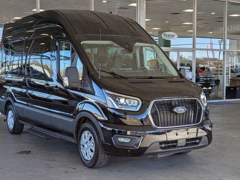 Used 2023 Ford Transit 350 XLT image 6