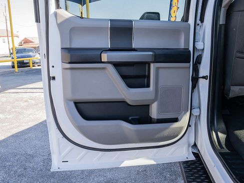 Used 2021 Ford F250 XLT w/ XLT Value Package image 11