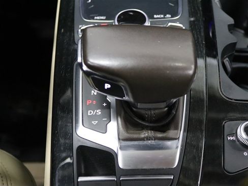 Used 2019 Audi Q7 3.0T Prestige w/ Prestige Package image 30