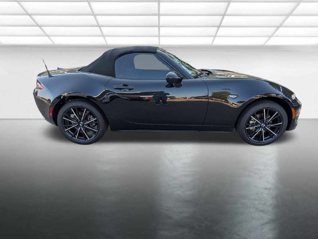 New 2026 MAZDA MX-5 Miata Grand Touring RWD image 25