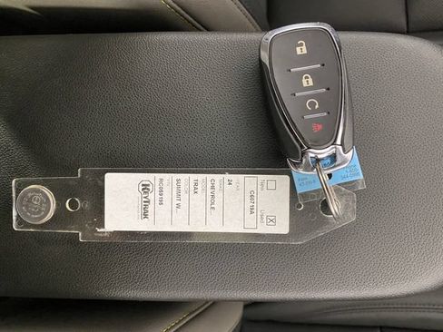 Certified 2024 Chevrolet Trax ACTIV w/ Sunroof Package FWD image 31