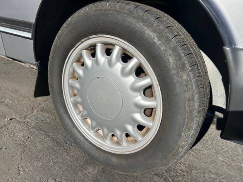 Used 1993 Saab 900 S FWD image 40