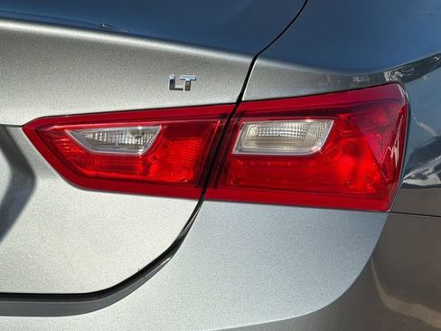 Used 2023 Chevrolet Malibu LT FWD image 29
