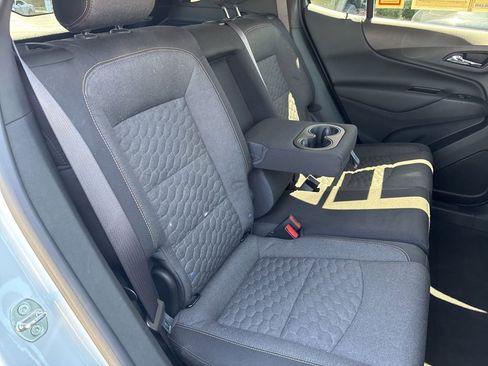 Used 2021 Chevrolet Equinox LT image 45