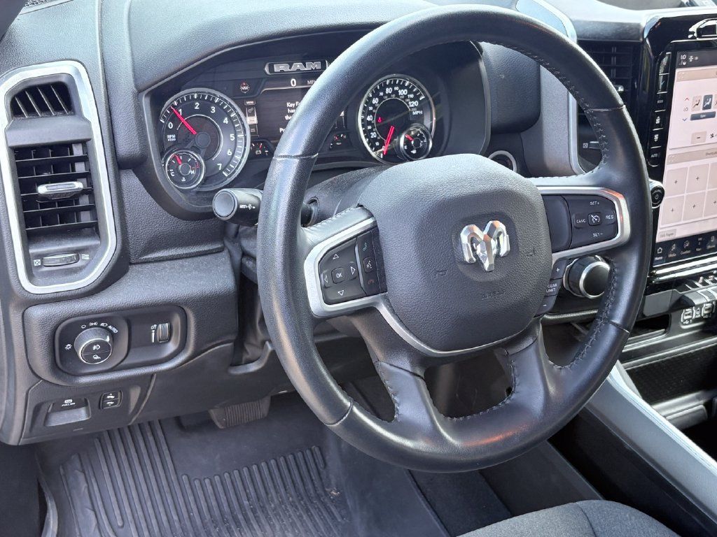 Used 2023 RAM 1500 Big Horn AWD/4WD image 4