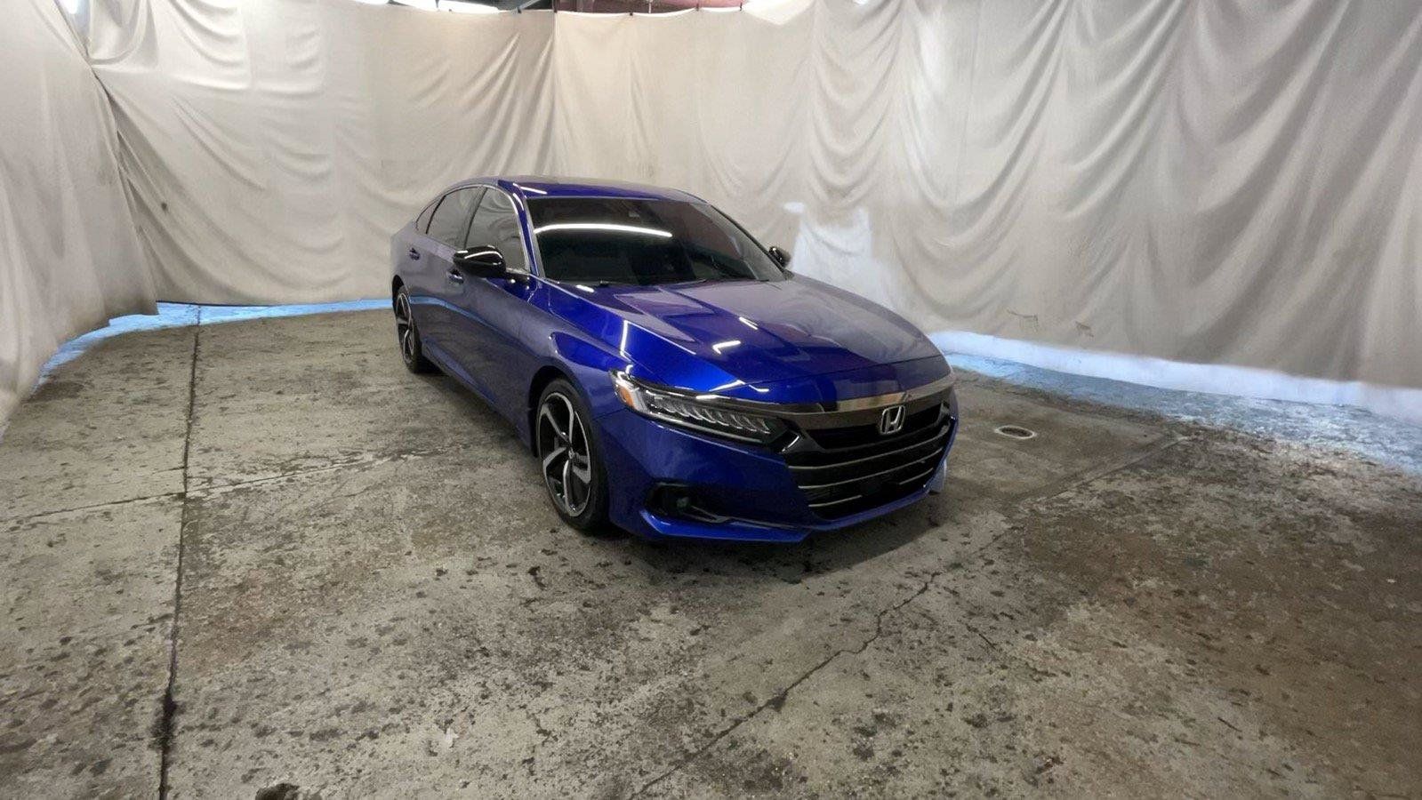 Used 2022 Honda Accord Sport image 1
