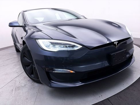 Used 2022 Tesla Model S image 6