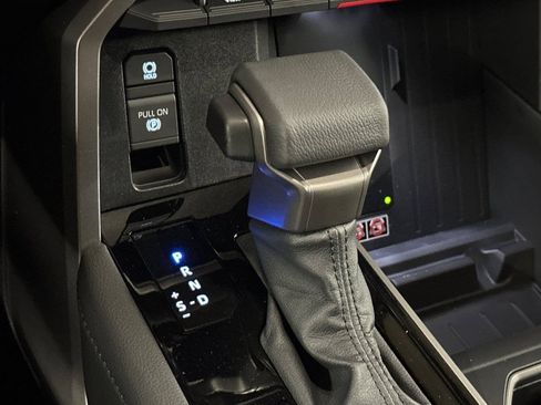 New 2026 Toyota Tundra Limited AWD/4WD image 23