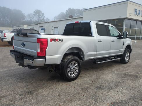 Used 2017 Ford F350 Lariat w/ Chrome Package image 4