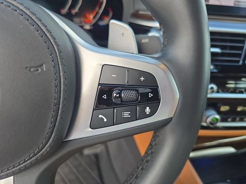 Used 2020 BMW 530i w/ M Sport Package RWD image 26