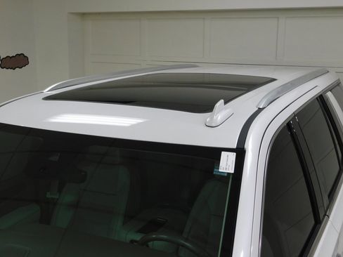 Used 2023 GMC Yukon Denali image 22