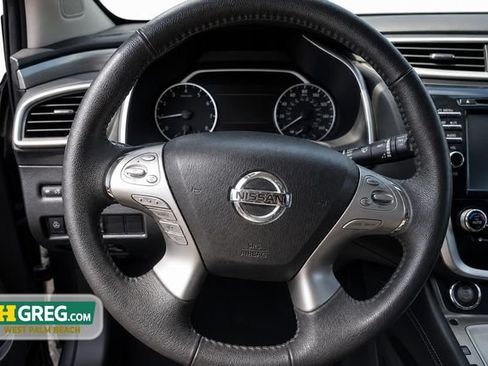 Used 2017 Nissan Murano Platinum w/ Platinum Technology Package FWD image 8