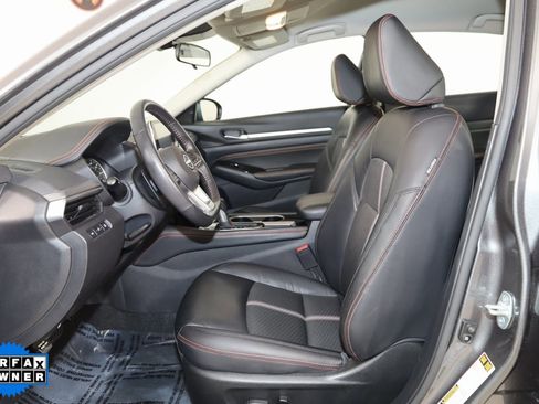 Used 2023 Nissan Altima 2.5 SR image 9