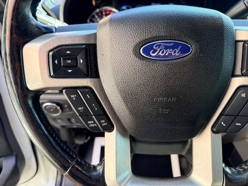 Used 2017 Ford F350 Platinum w/ Platinum Ultimate Package image 31