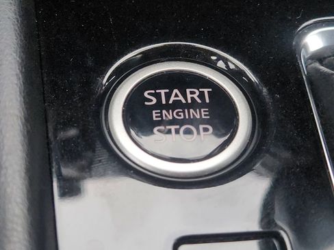 Used 2023 Nissan Kicks SV image 21