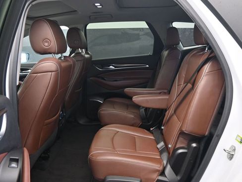 Used 2021 Buick Enclave Avenir w/ Avenir Technology Package image 23