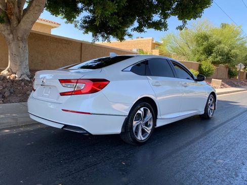 Used 2020 Honda Accord EX image 6