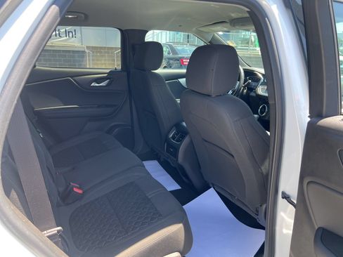 Used 2019 Chevrolet Blazer LT FWD image 43
