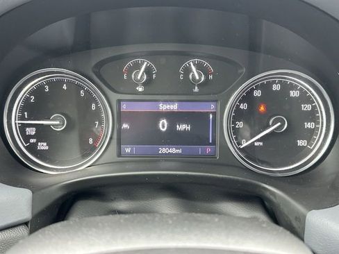 Used 2023 Buick Enclave Essence w/ Sport Touring Edition image 11