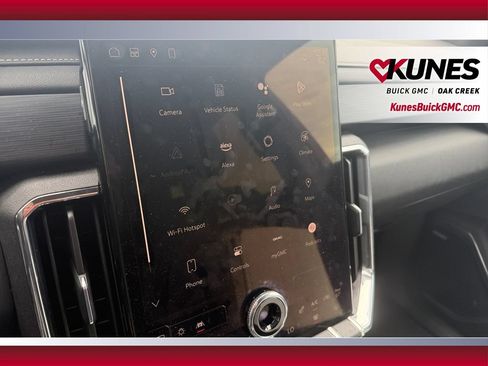 Used 2024 GMC Acadia Elevation FWD image 19