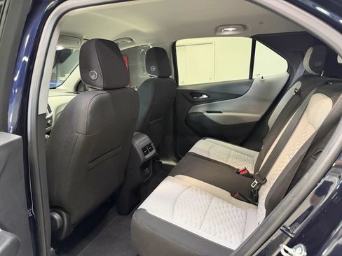 Used 2020 Chevrolet Equinox LS AWD/4WD image 15