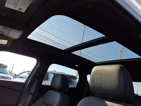 Used 2023 Chevrolet Blazer RS image 19