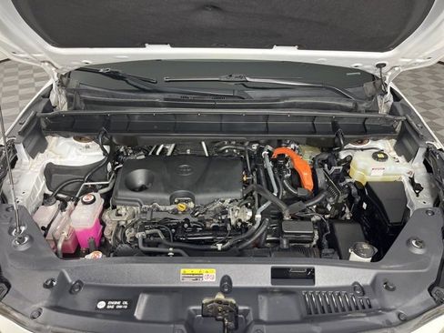 Certified 2022 Toyota Highlander XLE image 34