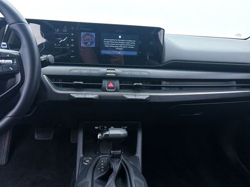 Used 2025 Kia K4 EX FWD image 4