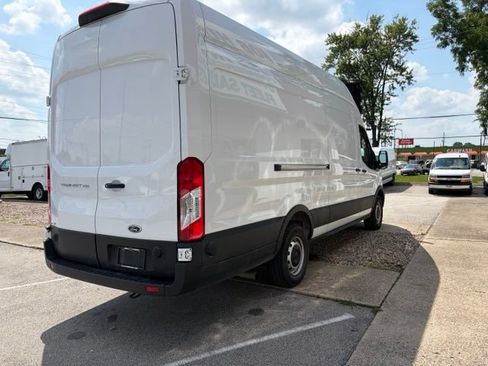 Used 2025 Ford Transit 250 148 High Roof Extended w/ Load Area Protection Package RWD image 4