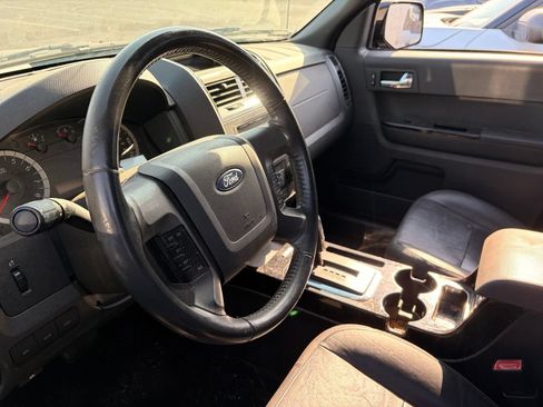 Used 2011 Ford Escape Limited w/ 301A Rapid Spec Order Code FWD image 8