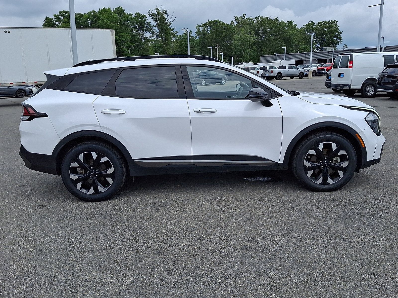 Used 2023 Kia Sportage X-Line AWD/4WD image 7