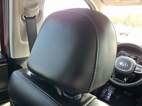 Used 2021 Kia Sorento SX image 14