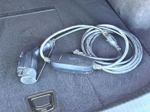 Used 2014 Cadillac ELR w/ Luxury Package image 11