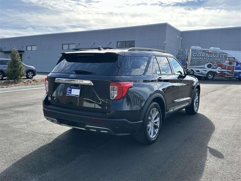 Used 2023 Ford Explorer XLT w/ Equipment Group 202A image 26